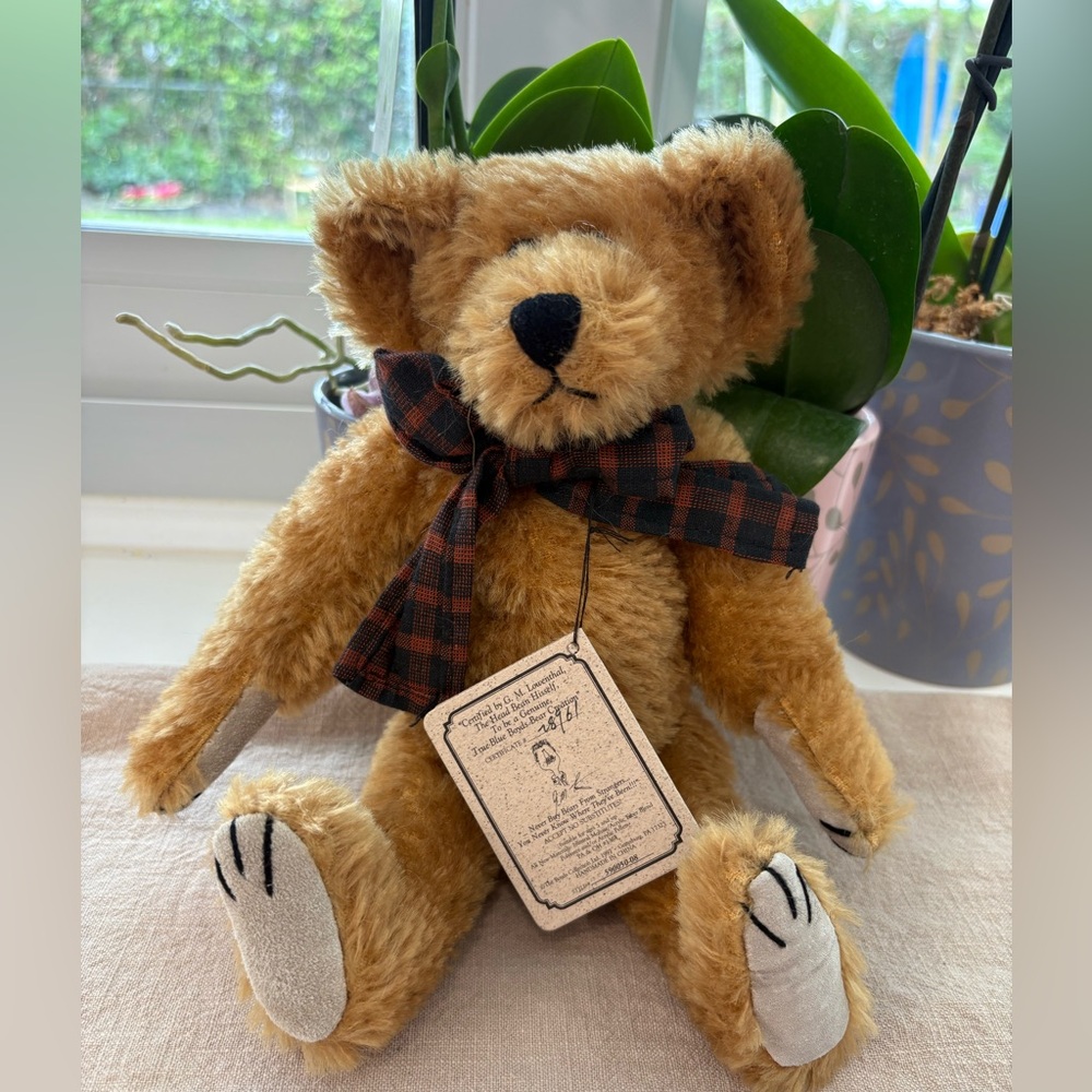 Boyd’s Mohair Bear, Carter M. Bearington